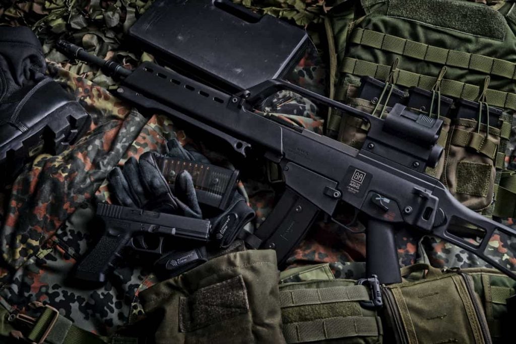 Top 10 countries' defense spending hits $1.4 trillion with US accounting for 53%