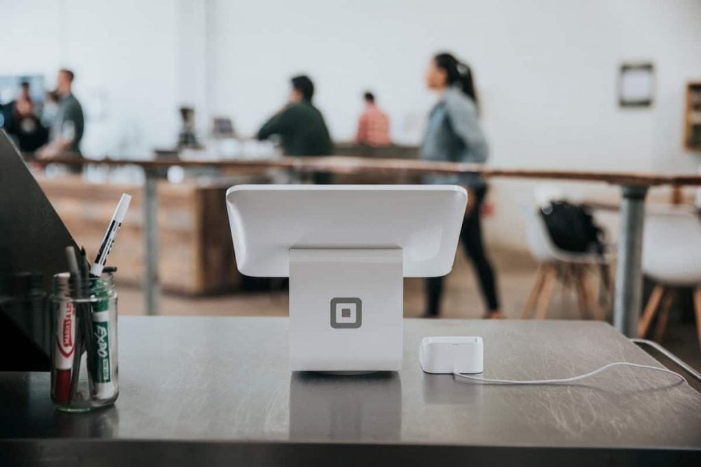 Square stock (SQ) extends momentum despite lofty valuations