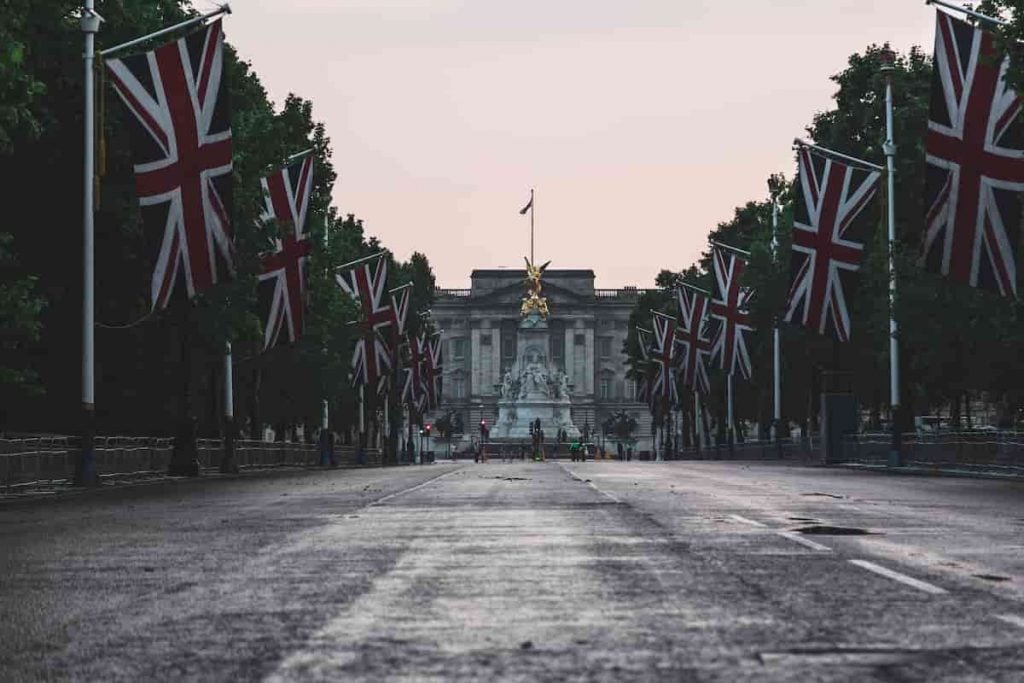 UK banks face consumer frustration over customer identity management