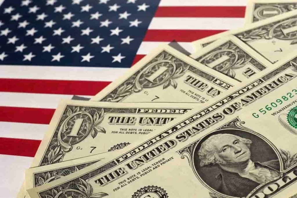 U.S. lost 45% of Commercial Banks since 2000, but Net Income grows by 207%