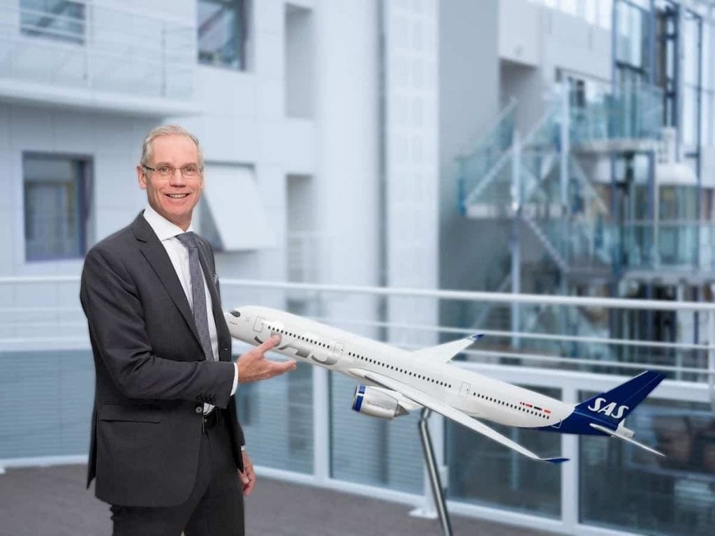 Pandemic plunges SAS into $1 billion net loss