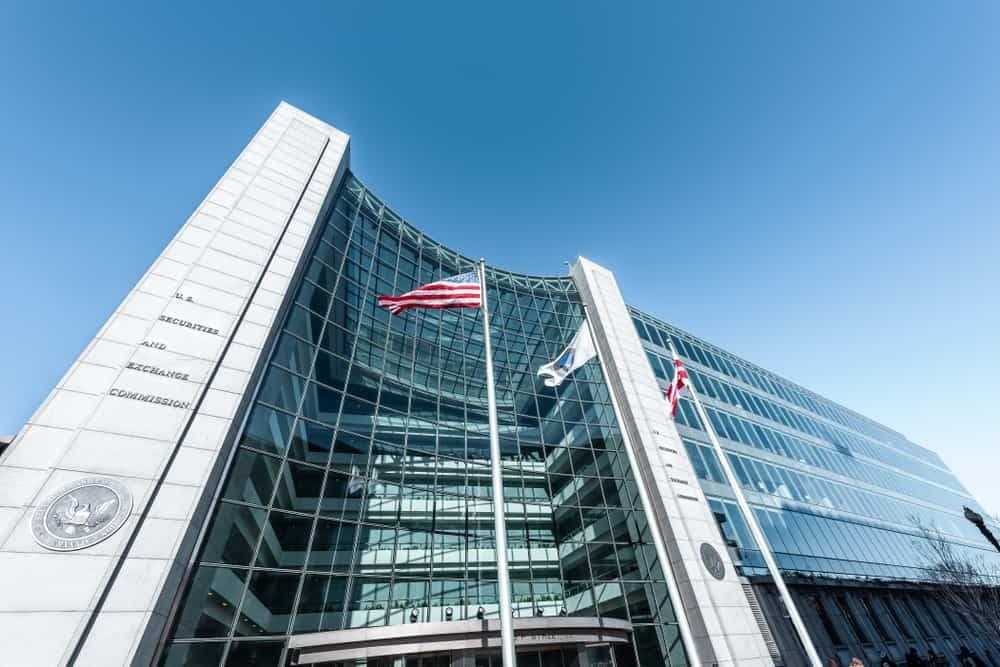 SEC suspends trading in 15 securities over social media manipulation