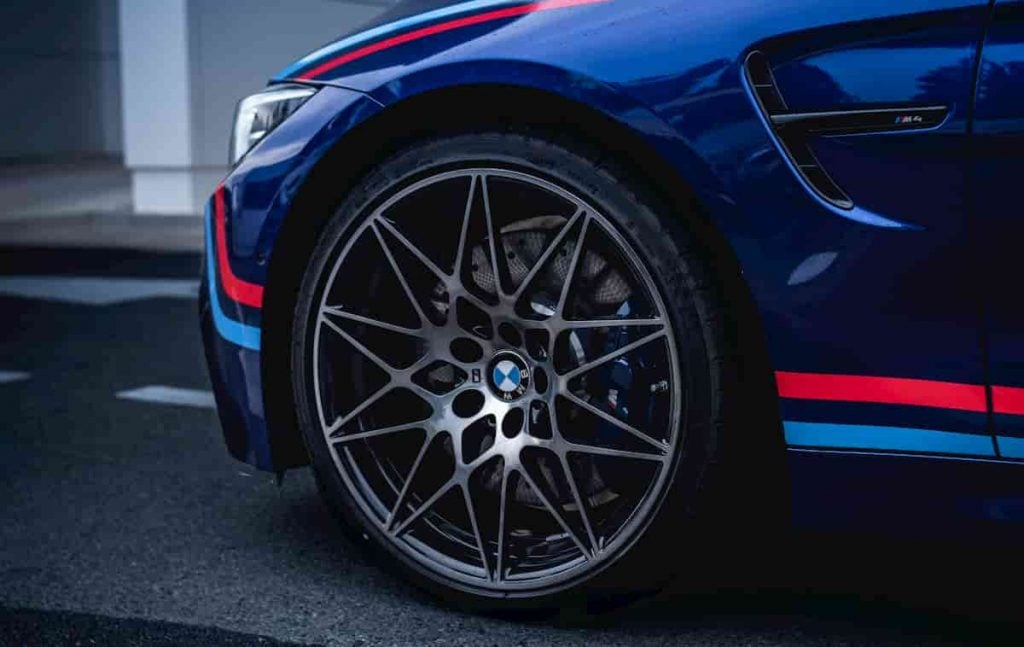 BMW Q1 earnings surge 370% amid increased demand from China