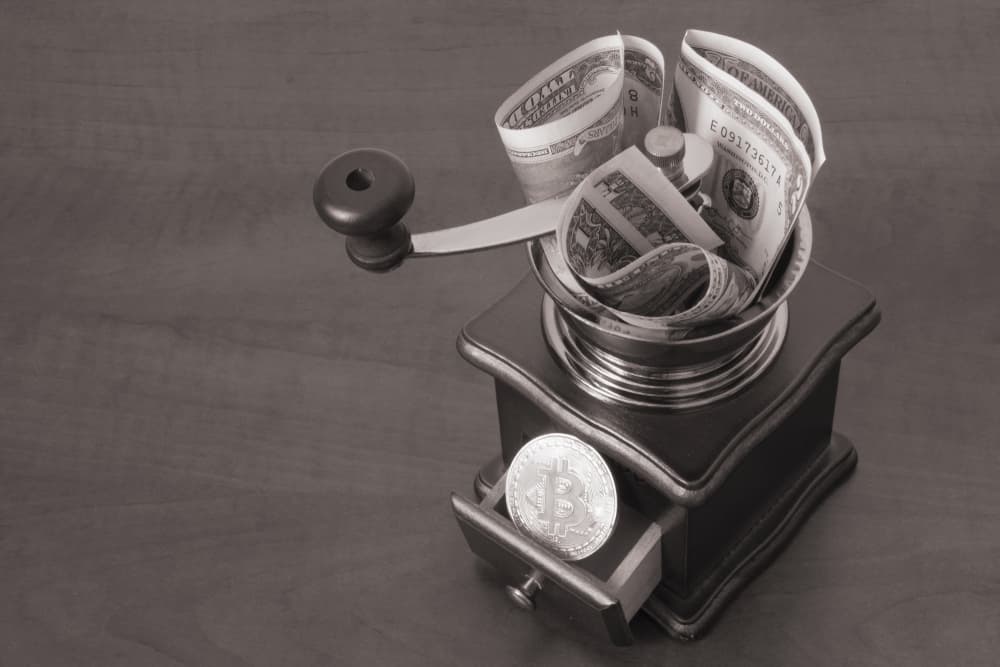 Ex-hedge fund manager: Bitcoin is insurance, and the governments know that