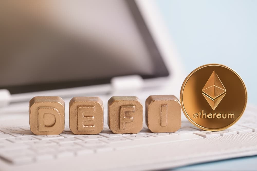 U.S. bank regulator slams Decentralized Finance (DeFi) as "Fool's Gold"