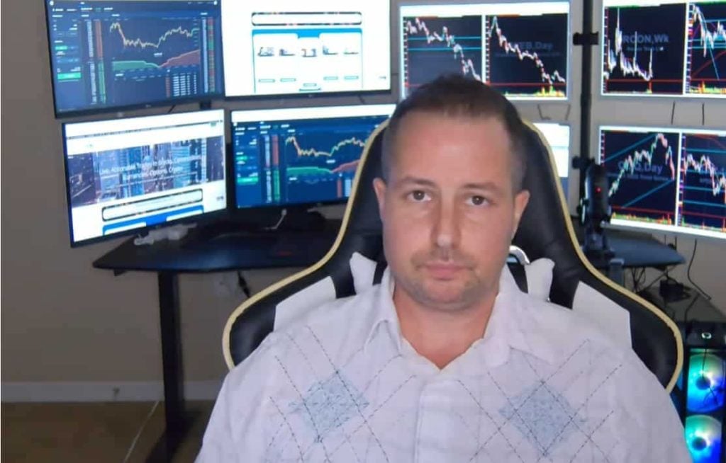 Market collapse “may come”, but not in October, says chief market strategist