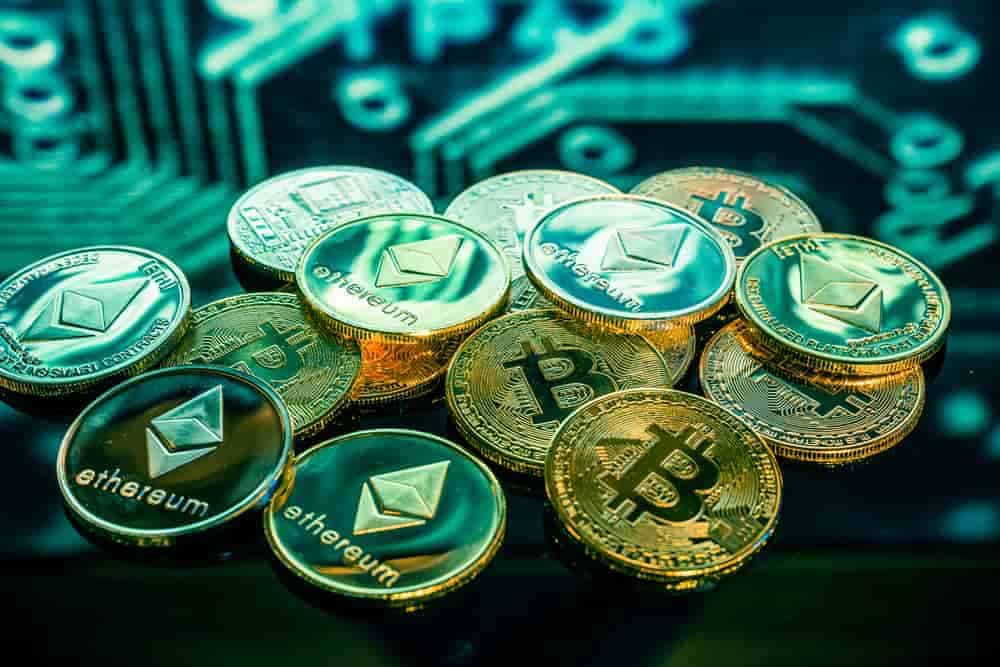 Banks providing crypto services to double in 2022, study suggests