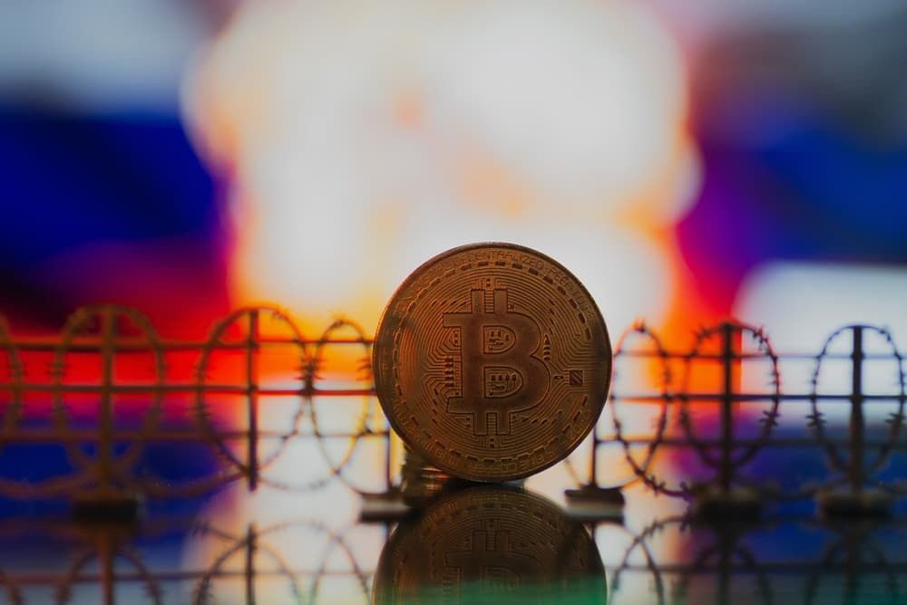 Chief strategist warns governments planning to implement ‘de facto’ Bitcoin ban