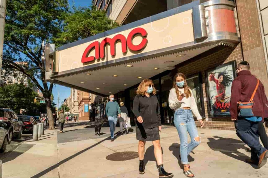 AMC Theatres CEO says a third of online payments are made using crypto