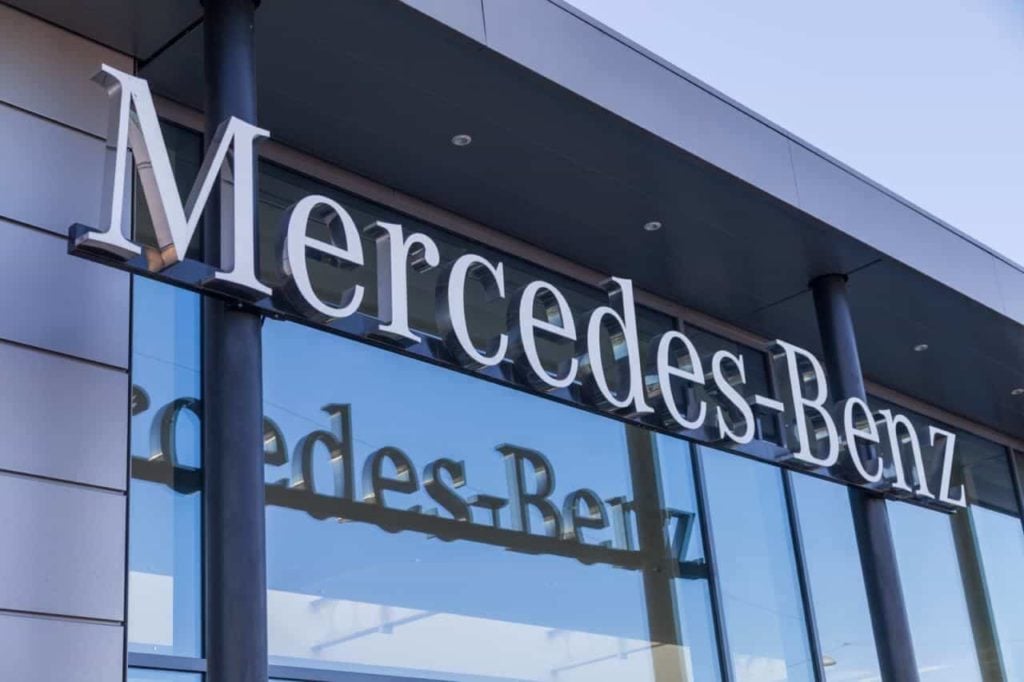 Mercedes Benz and Polygon to develop a blockchain-based data sharing platform