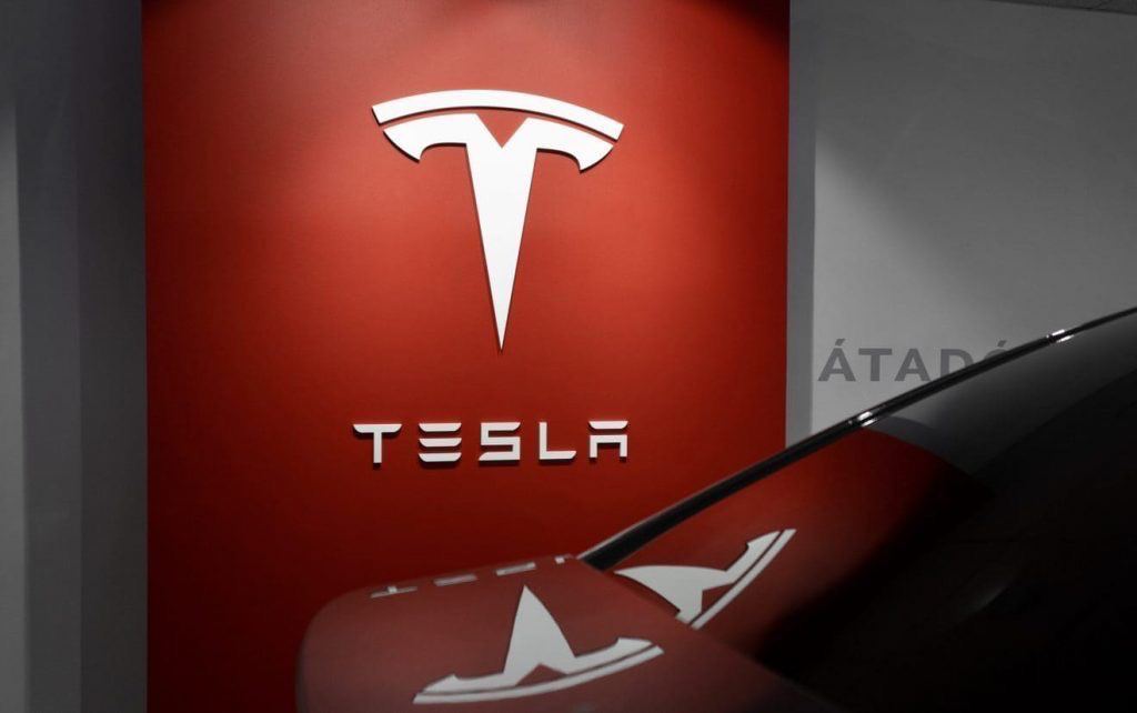 TSLA is losing market share despite rising demand for EVs