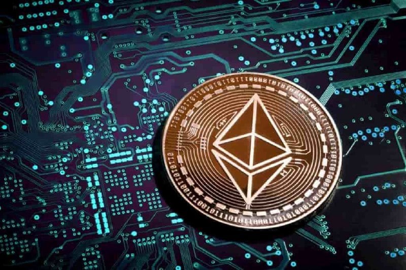 Ethereum co-founder raises concerns over ETH’s centralization post-Merge