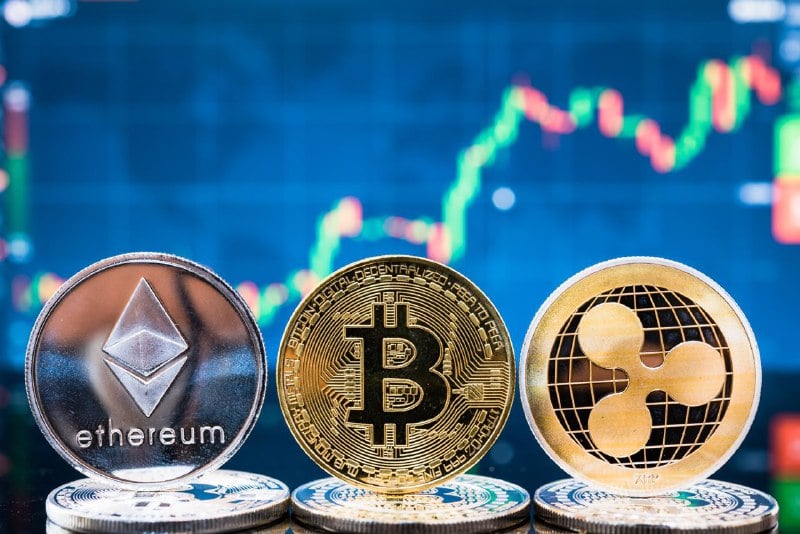 Investor interest in selling Bitcoin plunges to yearly low, as Ethereum and XRP climb