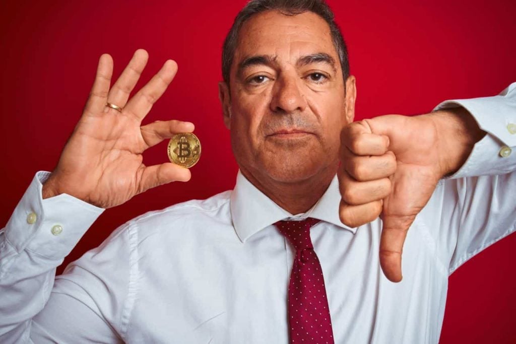 2022 ratings: Bitcoin was most hated cryptocurrency, ETH and SOL - most loved