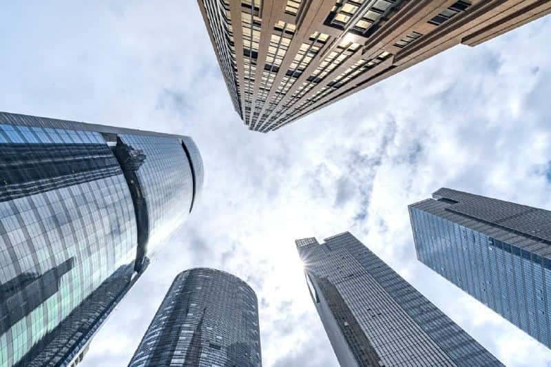 Former IMF chief economist warns banks are headed for more turmoil