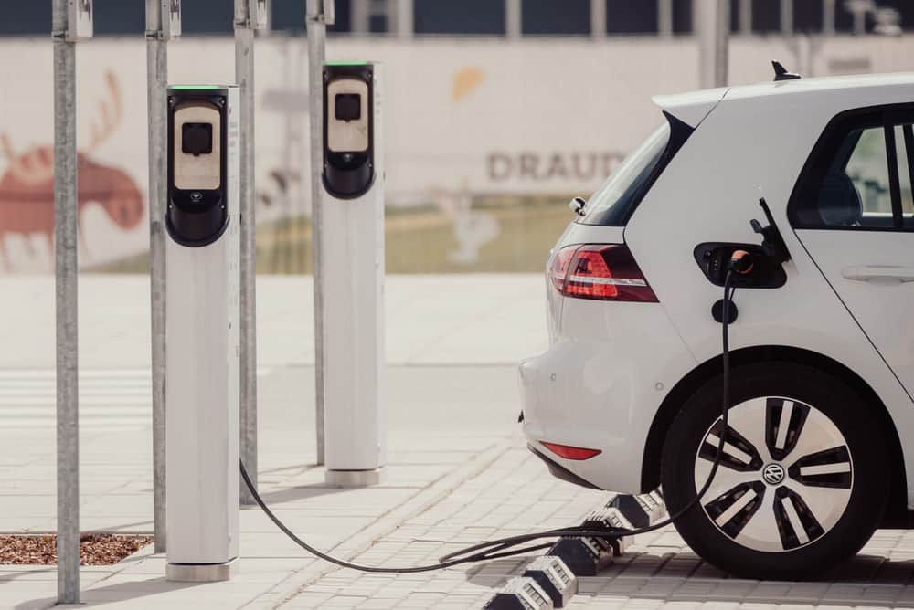 Electric cars demand in Europe grows as over 1 million passenger EVs registered in Q1, 2023