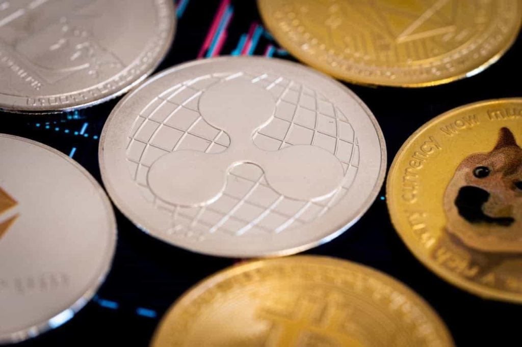 Dogelon Mars rockets to most trending by popular topics