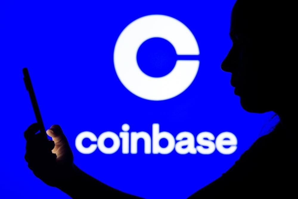 Price prediction for Coinbase stock as major player dumps shares