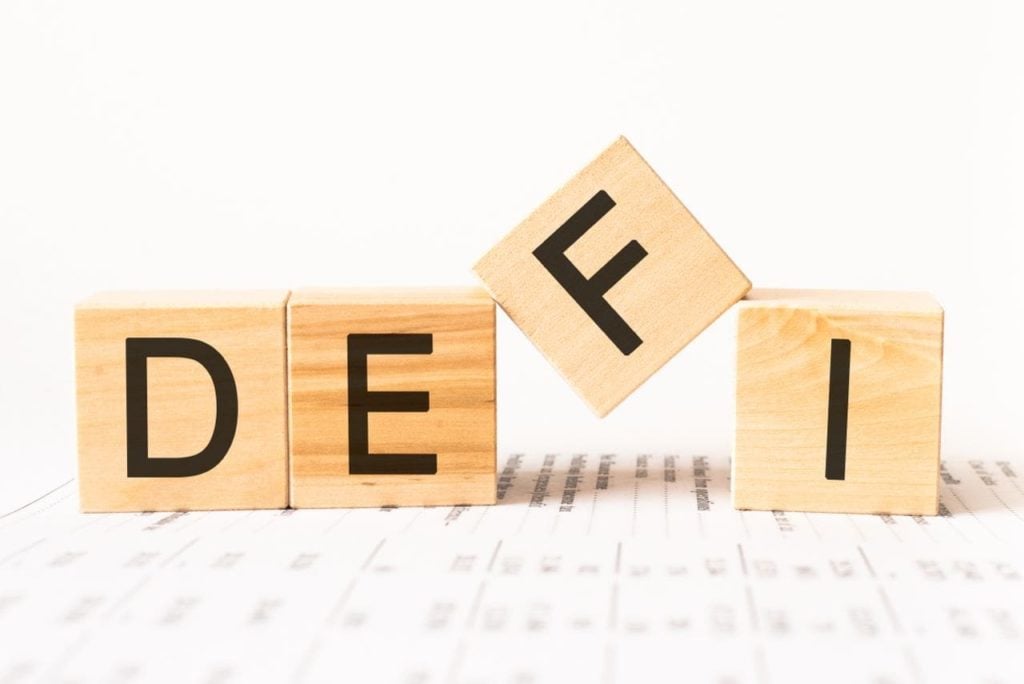 Top 3 DeFi projects to buy right now