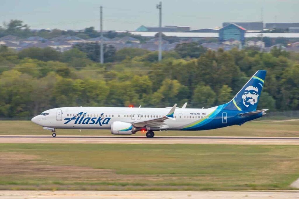 Will Boeing (BA) stock crash below $200?