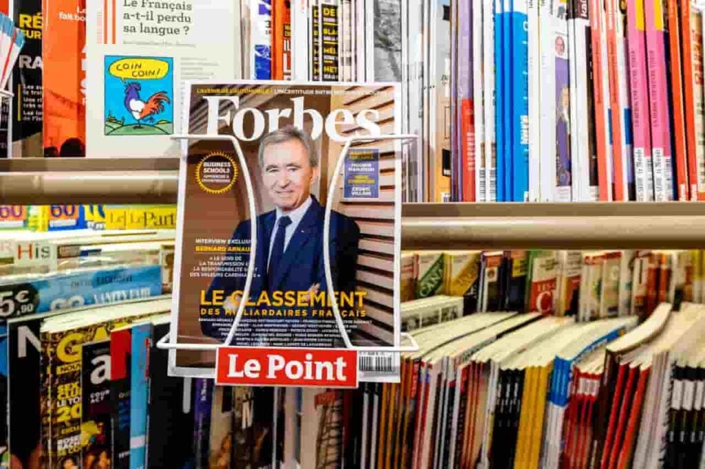 How much money does Bernard Arnault make a second?