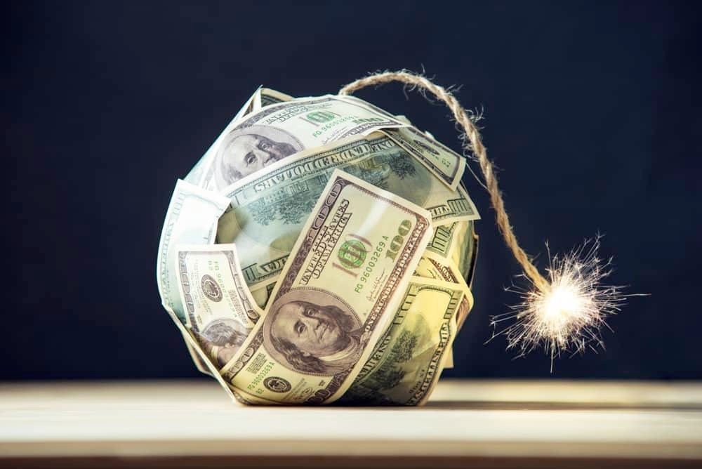 Market strategist warns global economy on the brink of a perilous financial collapse