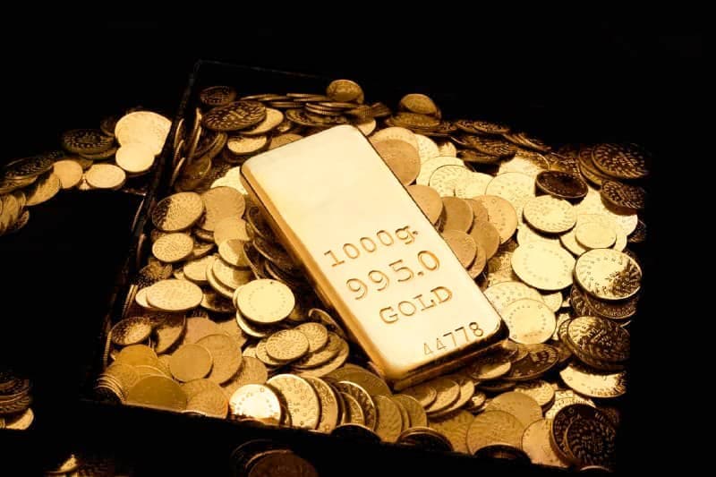 How much is a gold bar worth?