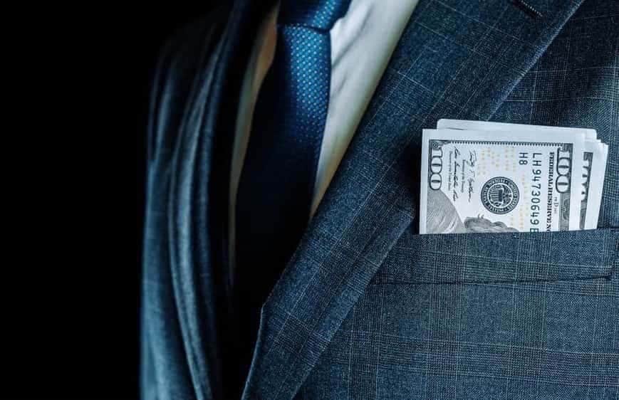 US billionaires pay lower taxes than working class amid growing inequality