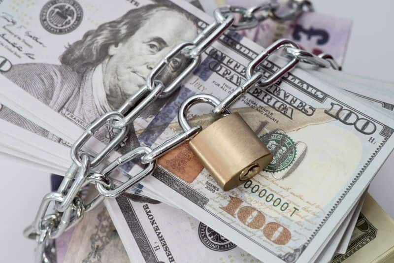 Veteran trader accuses the U.S. central bank of 'crime of the century'