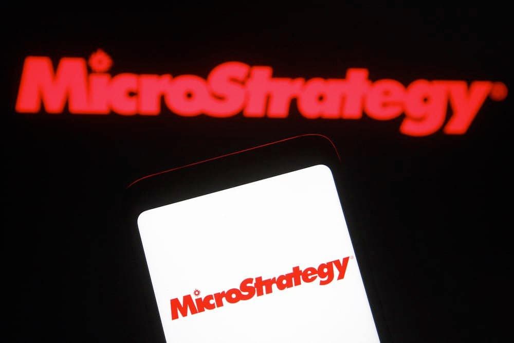 Analysts revise MicroStrategy (MSTR) stock price target
