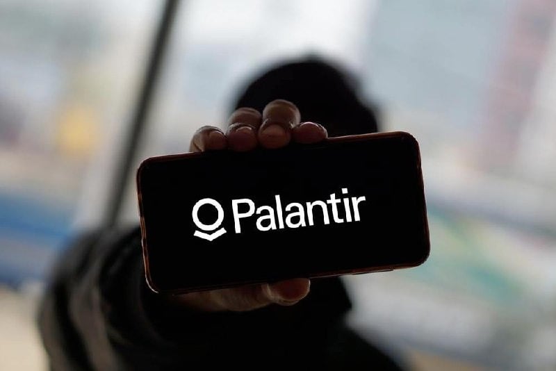 Why Palantir’s wild run ‘is not going to end well,’ according to expert
