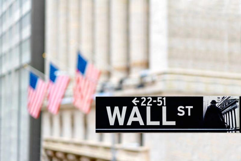 Wall Street expert names the next ‘AI party’ stock watch for 2025 after Palantir