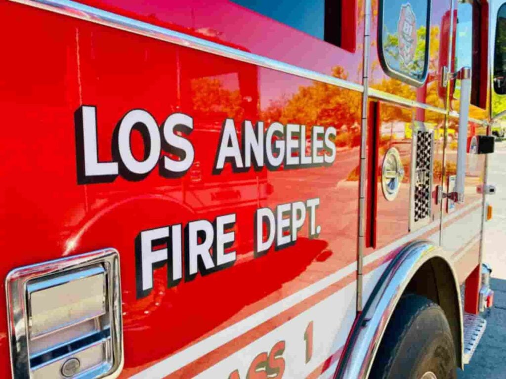 2 insurance stocks to buy at a bargain amid LA fires sell-off