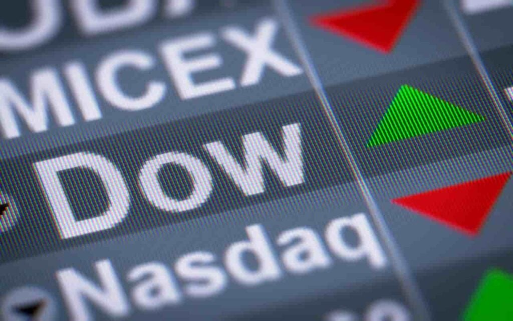 Ultra rare bullish signal promises massive stock gains in 2025