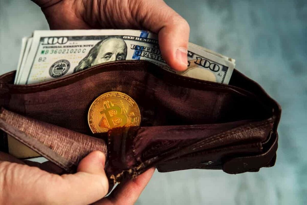 How much Bitcoin supply is being held at a loss in May