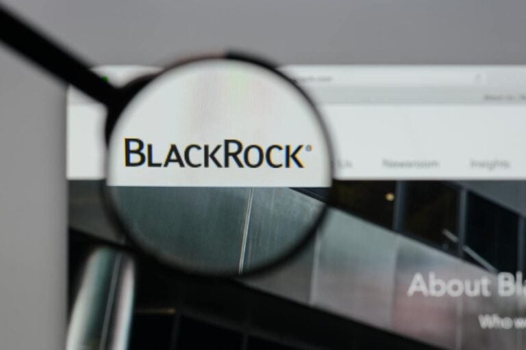 BlackRock dumped almost $250 million of this crypto in a week
