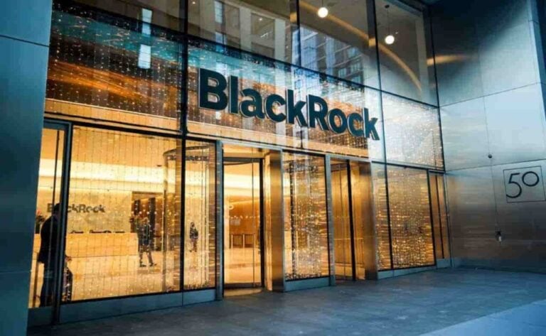 BlackRock fully avoided trading this crypto as markets cratered on Monday