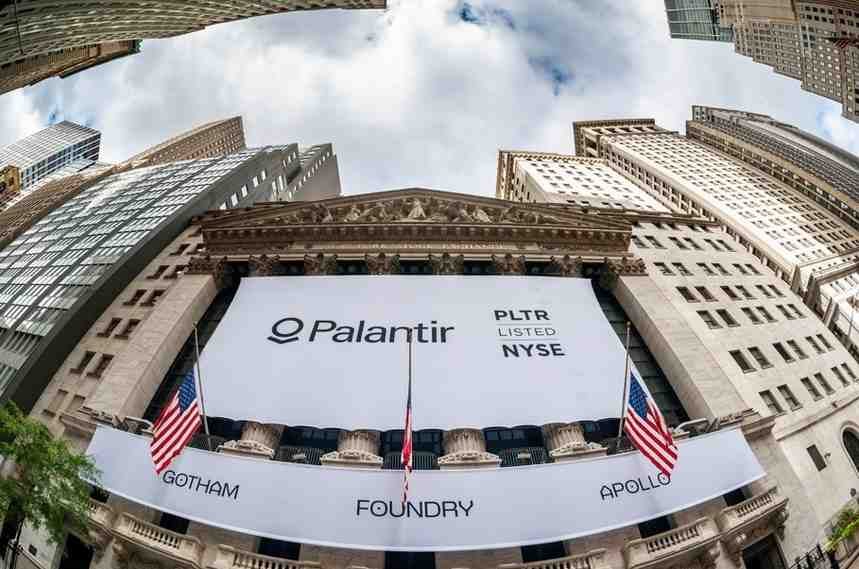 Analyst sets Palantir’s (PLTR) share price after Q3 earnings