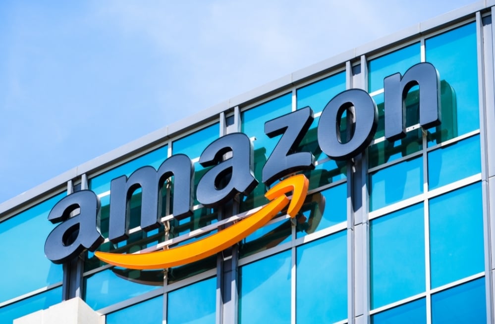 Trading expert predicts when Amazon (AMZN) is going to hit $300