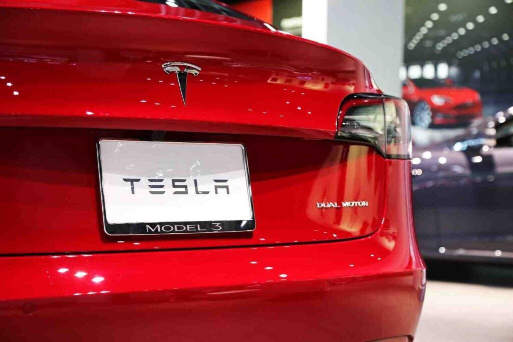 Is Tesla stock a buy before January 28 earnings?