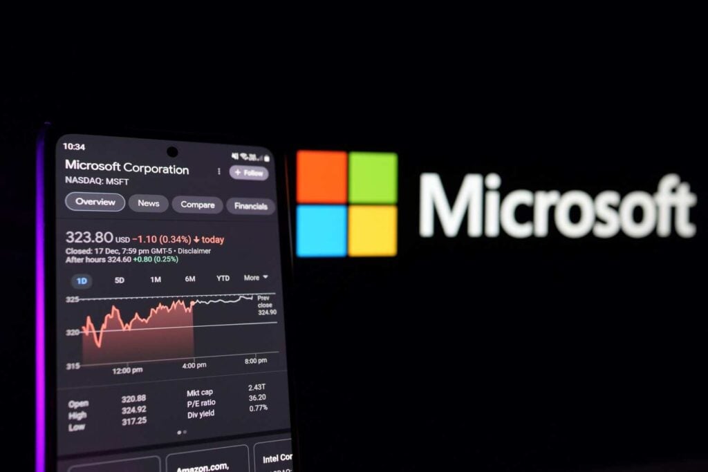 Banking giant update Microsoft stock price target 