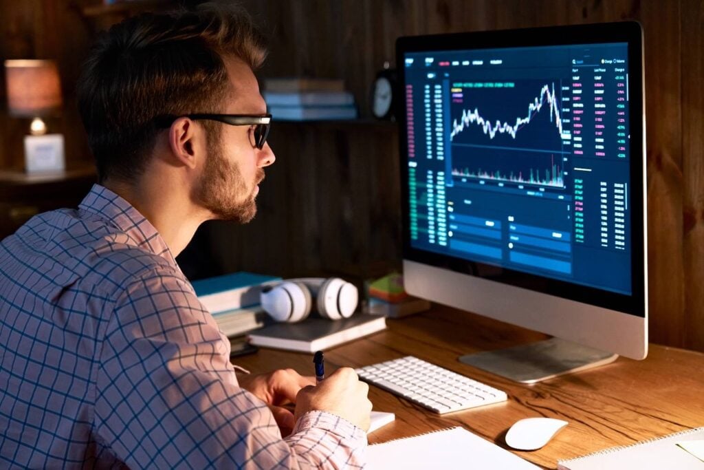 Trade Desk stock falls as mixed earnings trigger price target cuts thumbnail