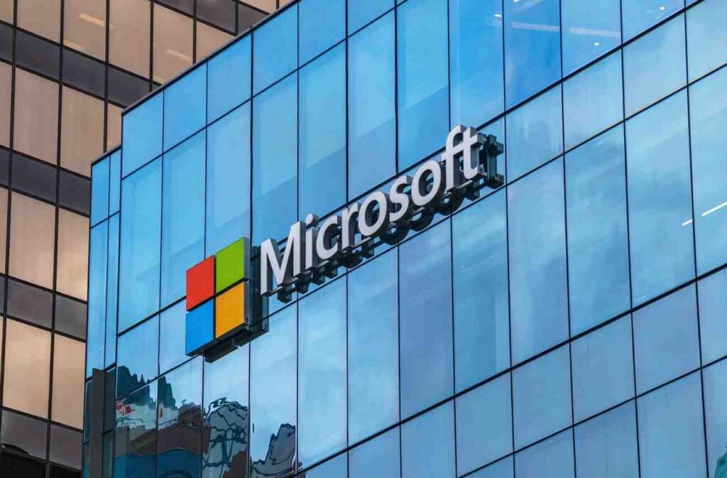 Wall Street analyst updates Microsoft stock price target thumbnail
