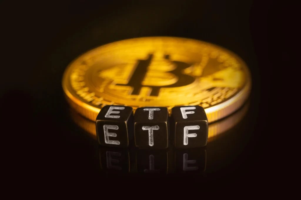 Bitcoin spot ETFs record 12 consecutive days of outflows