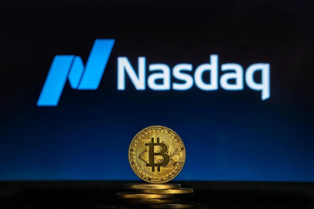 Crypto market loses nearly $27 billion as NASDAQ 100 falls thumbnail