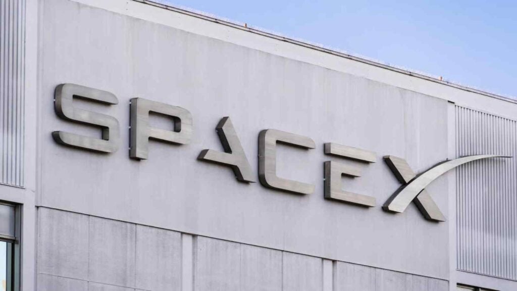 $1,000 invested in SpaceX stock two months ago is now worth thumbnail