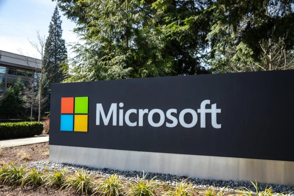 Wall Street sets Microsoft stock price for the next 12 months thumbnail