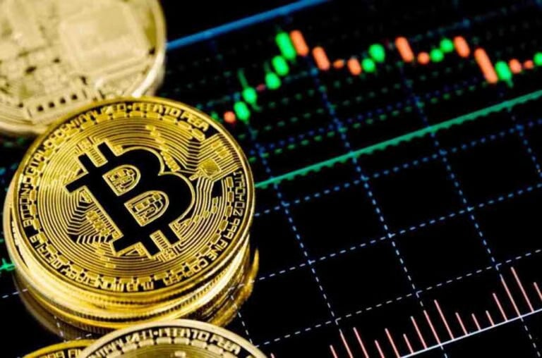 Trading expert predicts when Bitcoin can rally to $100,000 thumbnail