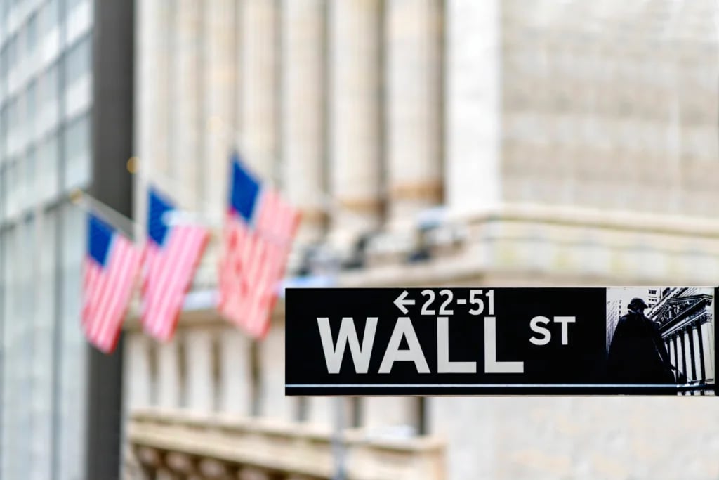Wall Street sets SanDisk (SNDK) stock price for next 12 months thumbnail