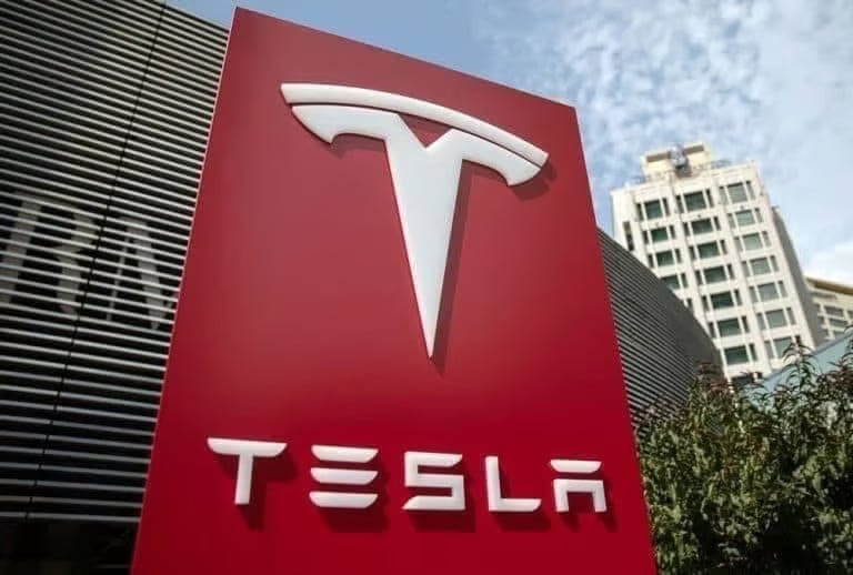 Wall Street sets Tesla stock price target for next 12 months thumbnail